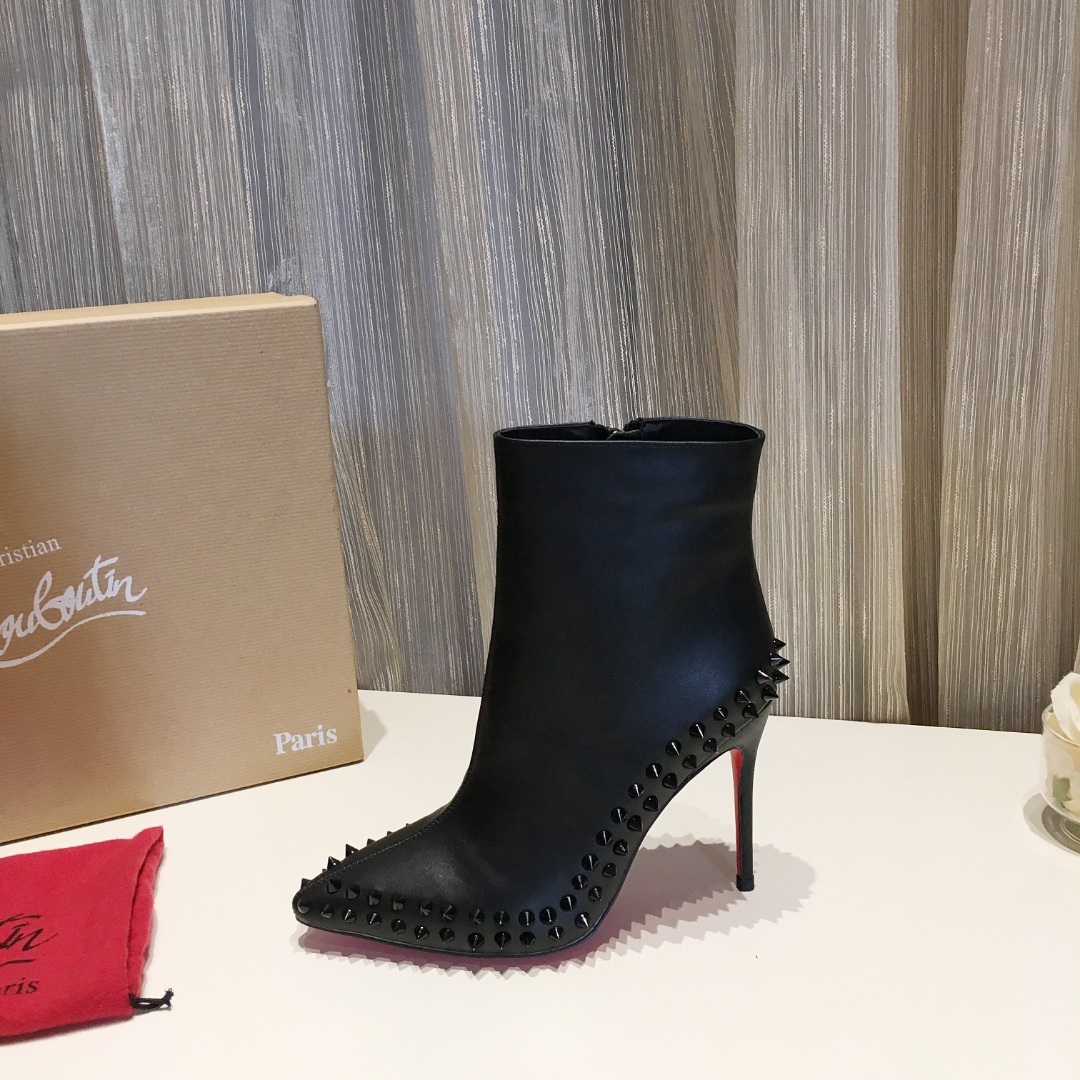 安全安いクリスチャンルブタンChristianLouboutin 靴 実物の写真 スーパーコピー必ず届く N品代引き可能国内発送後払い優良サイト